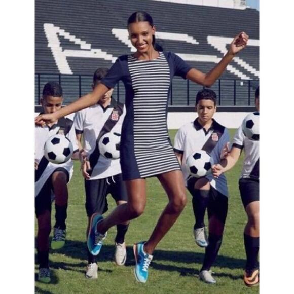 J Crew Dresses & Skirts - J Crew Women’s Shift Dress Navy and White Stripes size 8